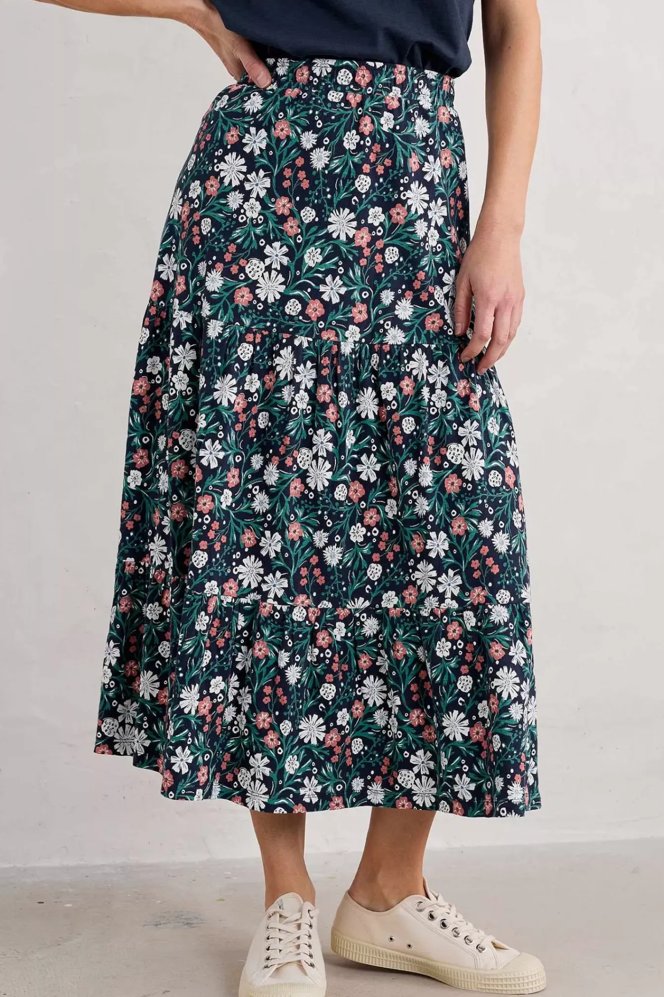 Seasalt Cornwall Skirts<Line Strokes Tiered Midi Skirt Creekside Floral Maritime