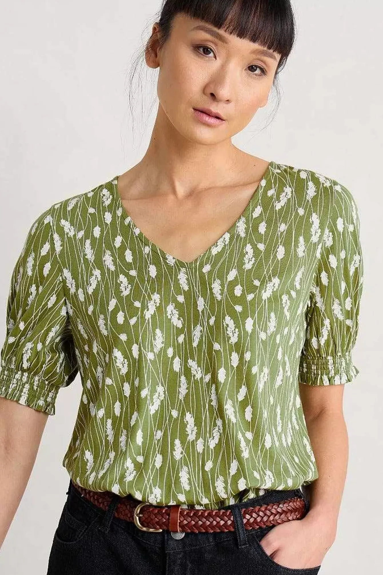 Seasalt Cornwall Tops<Rosehip V-Neck Jersey Top Dried Grass Dark Citron